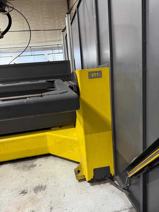 Robô de soldadura automatizada