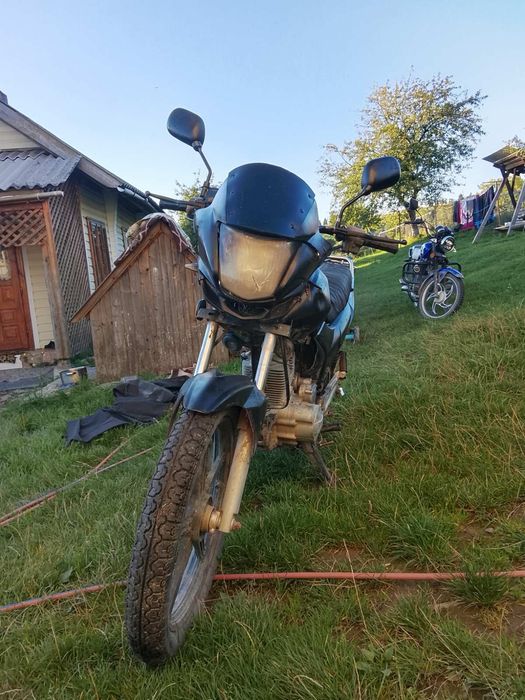 Продаю мотоцик із правами