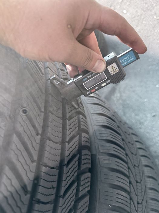 235 55 19 Continental TS870P 99% 2023 Шини Зима