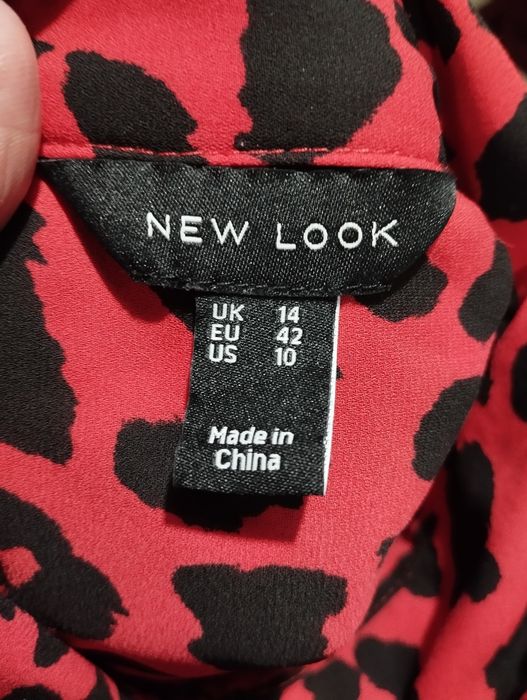 Блуза в идеальном состоянии размер 14