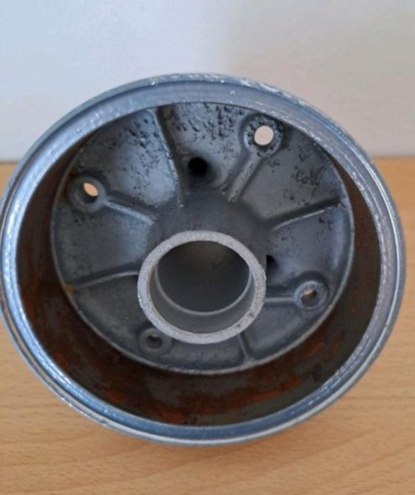 Cubos roda frente e trás Honda MiniTrail Z50A - ORIGINAIS "HM"