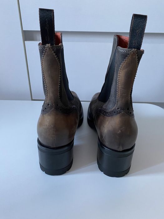 Продам Шкіряні Челсі Італійського бренду Santoni розмір 40