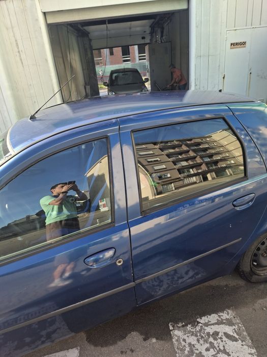 Fiat Punto 1.2 -  2001 - Económico e Fiável