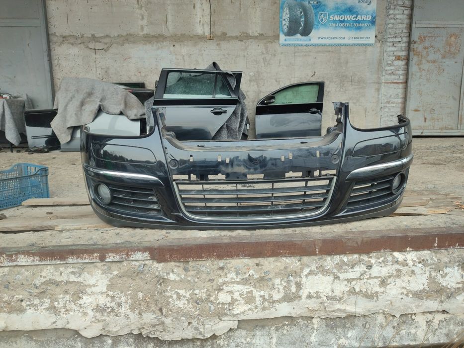 Бампер передній задній VW Golf 5, 6, Jetta Variant LC9X, LA7W, LD5Q