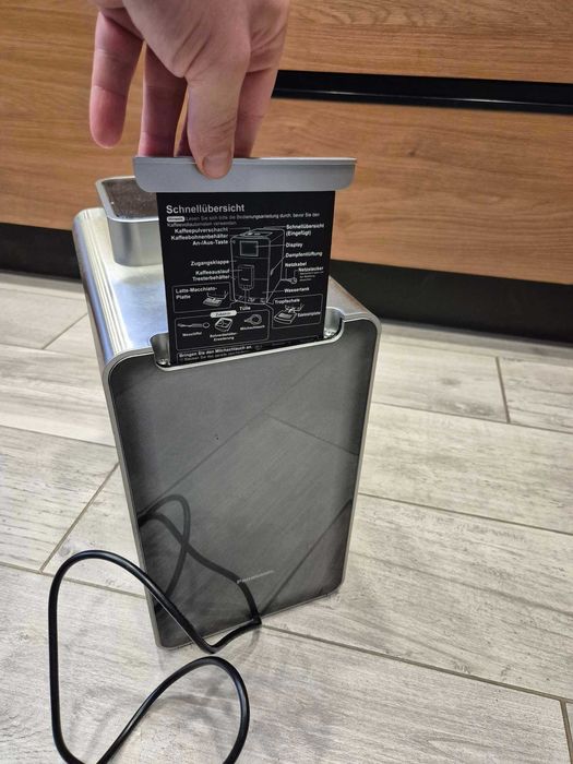 Ekspres ciśnieniowy Panasonic NC-ZA1 SREBRNY Capucino LAtte  Grafika