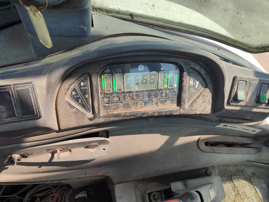 NEW HOLLAND NH95- 8995 mg , sprawna ,