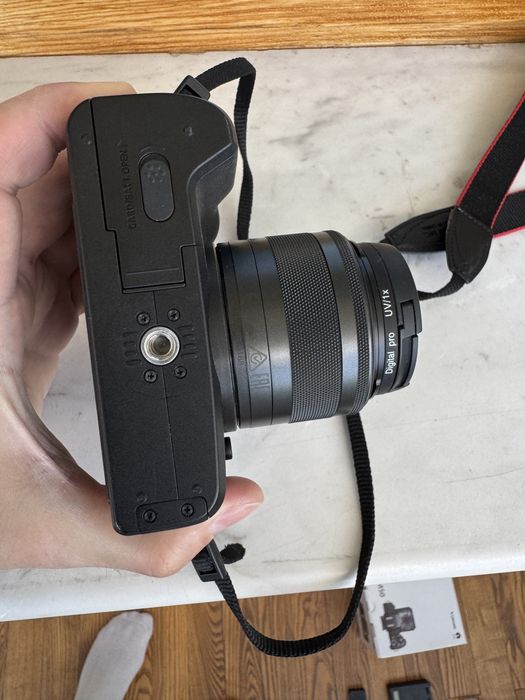 Фотоапарат Canon EOS M50 та аксесуари до нього