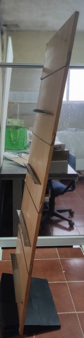 Expositor / cavalete