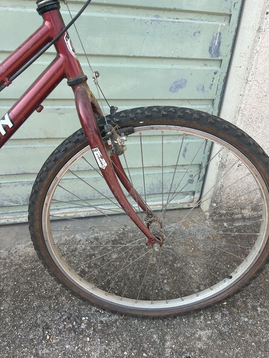Bicicleta roda 26 bordeaux
