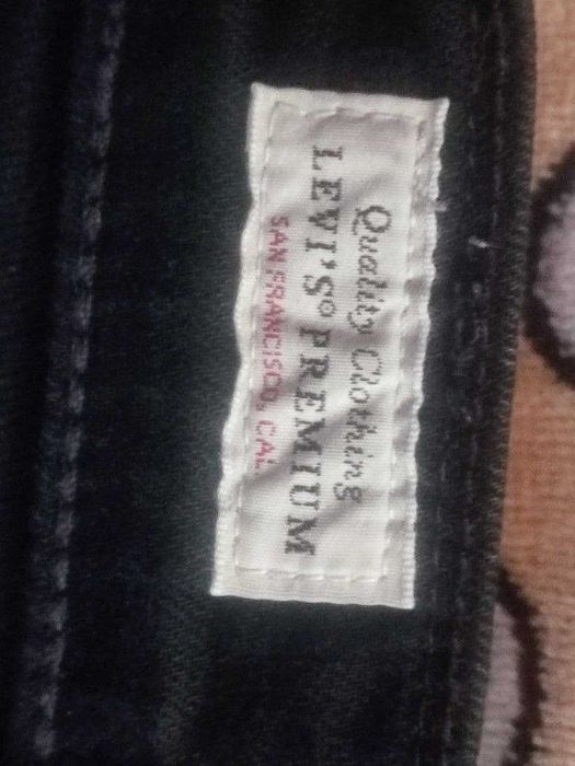 Продаются  мужские джинсы