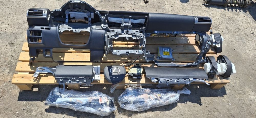 Безопасность Lexus is250