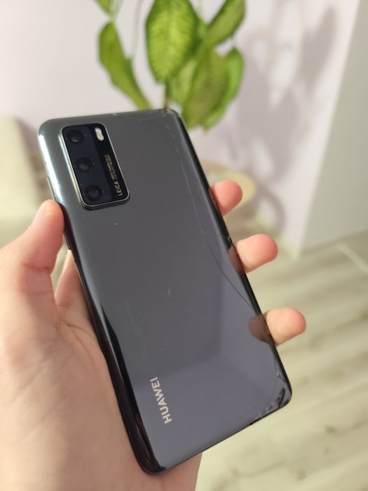 Huawei p40 8/128 є торг