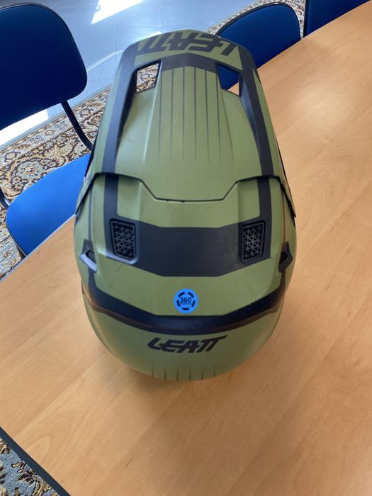 Capacete Leatt brace