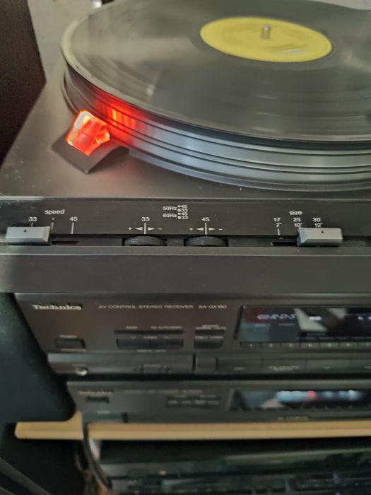 Проигрыватель technics SL-3310