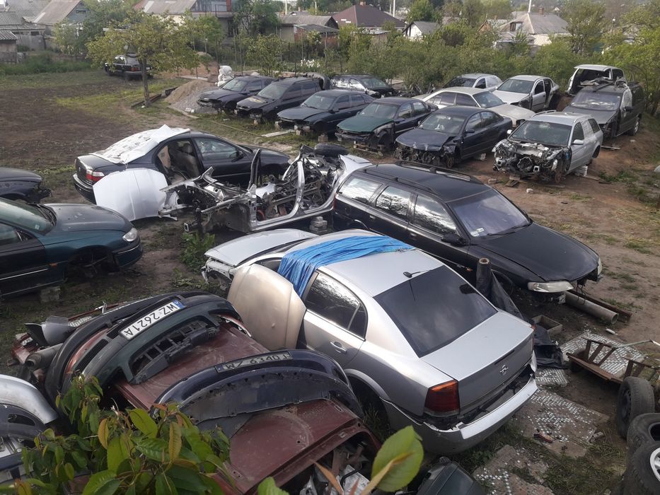 вектра б,97 - 99 год по запчастях 1.6,1.8, 2.0бензин ,1.7,2.0 дизель,с