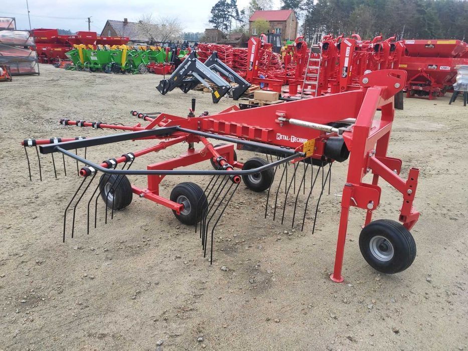 Zgrabiarka karuzelowa wirnikowa 3,5m 4,2m MT