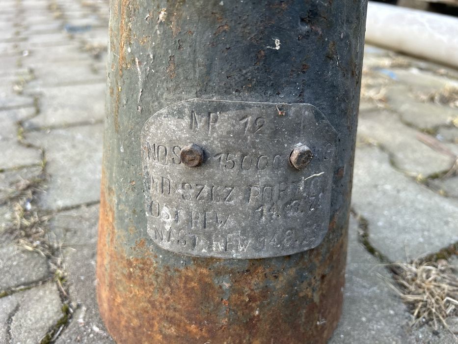 Imadlo i podnosnik kolejowy 15 t