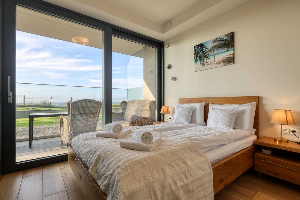 Apartament REWAL, POGORZELICA (GMINA REWAL) STREFA SPA , prywatne zejście do morza, SPA