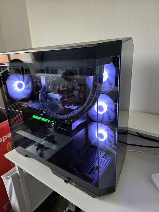 Torre Gaming  AM5 MSI MAG / GTX1070TI 8GB/ 16G DDR5 4800MHZ/ Water Cooler