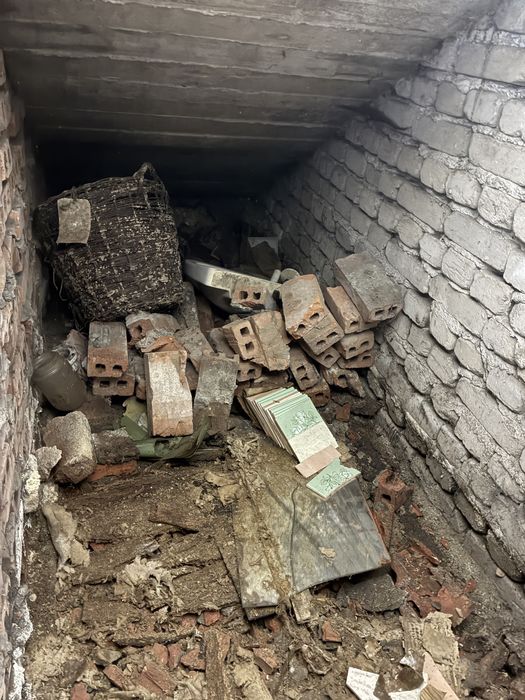 Drobny gruz płytki zielone cegły