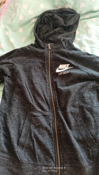 Szaro-czarna bluza Nike