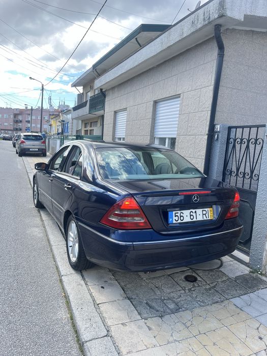 Carro em Muito Bom estado