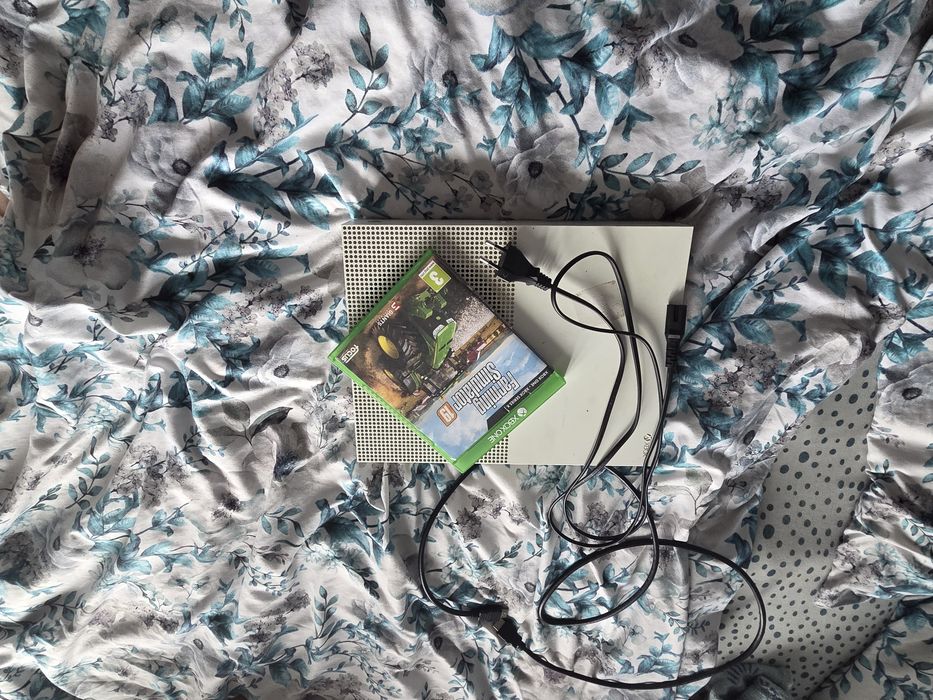 Sprzedam xbox one s