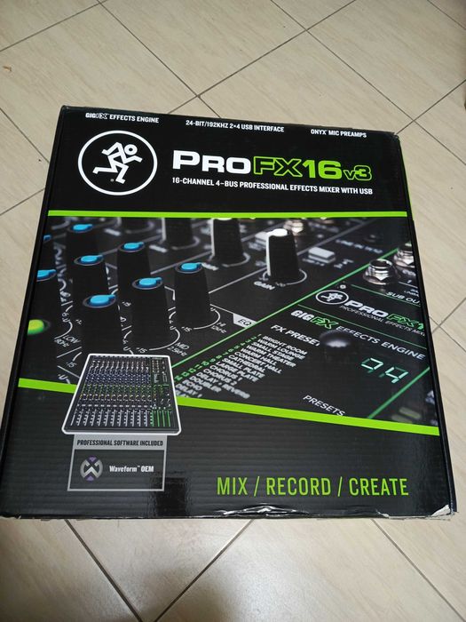 Mikser MACKIE PRO FX16V3 Polecam