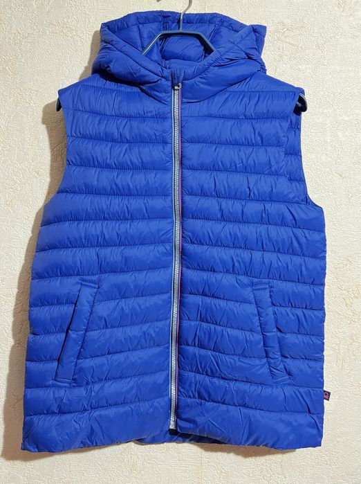Желетка Benetton для мальчика, рост 164-170см