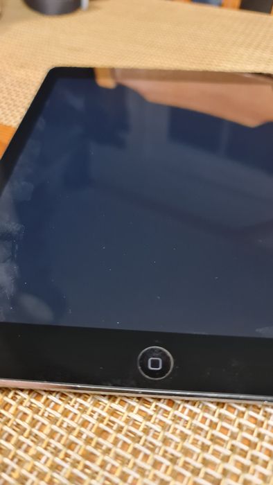 Apple IPad Air A1474 16Gb Tablet Gwiezdna Szarość BDB