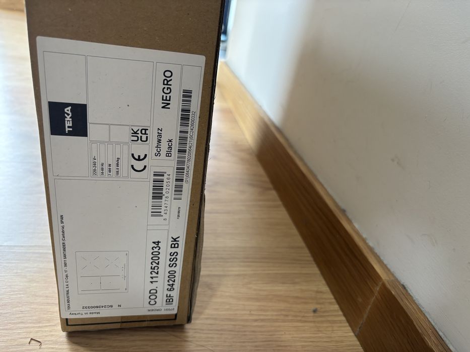 Placa de Induçao TEKA IBF 64200 BK - Nova