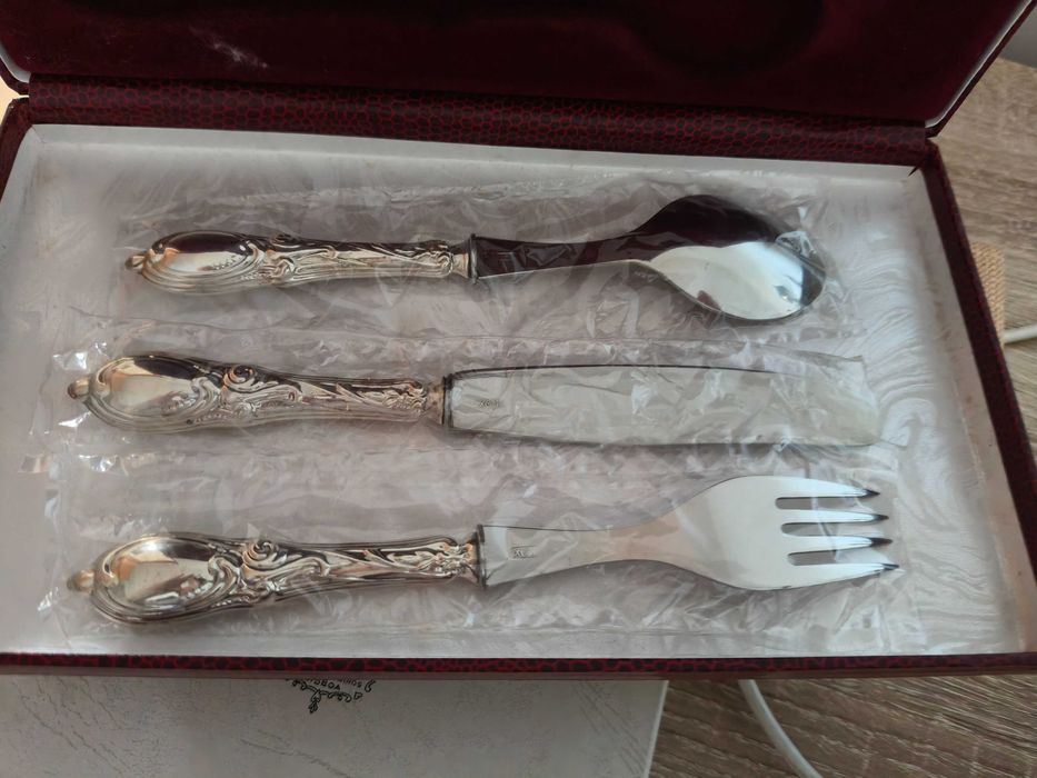 Várias pecas Pratas antigas novas nunca usadas