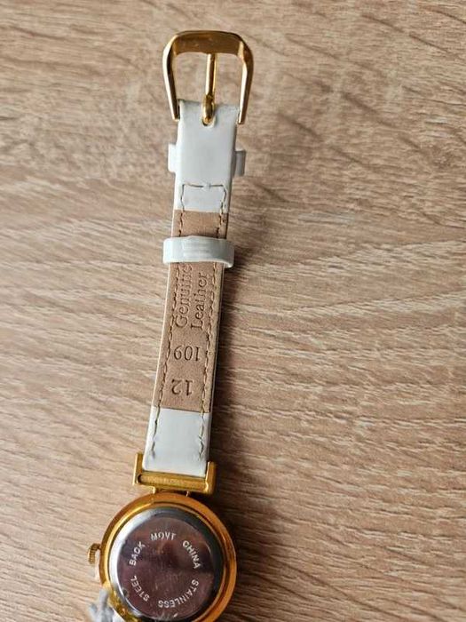 Zegarek damski – do 30 mm, bardzo dobry, nowa bateria