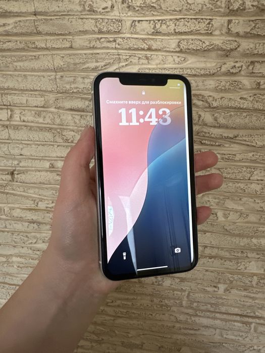 iPhone 11 64 ГБ – екран/акумулятор на заміну