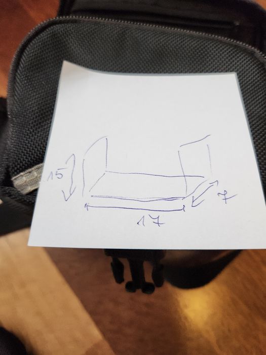Etui na aparat fotograficzny