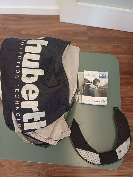 Capacete modular Schuberth c3 pro com sistema de som