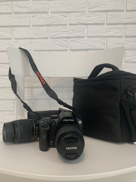 Продам фотоапарат Pentax K-30 Kit + об'єктив 50-200mm + спалах Metz 52 AF-1