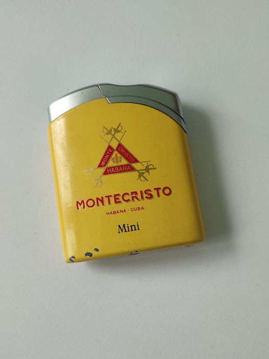 Запальничка Montecristo