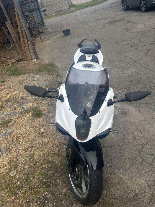 Продам Hyosung GT650R  2010 року