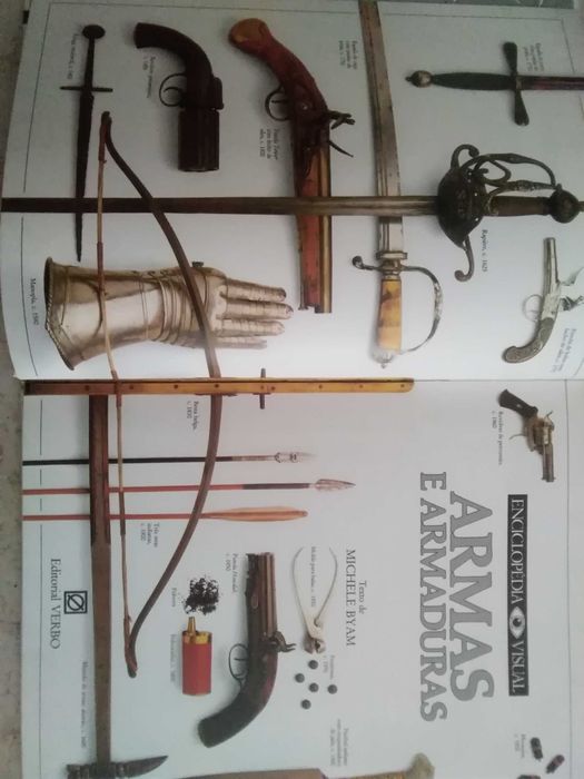 Armas e Armaduras