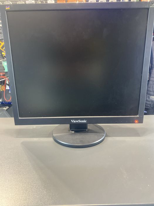 Продам манитор viewsonic