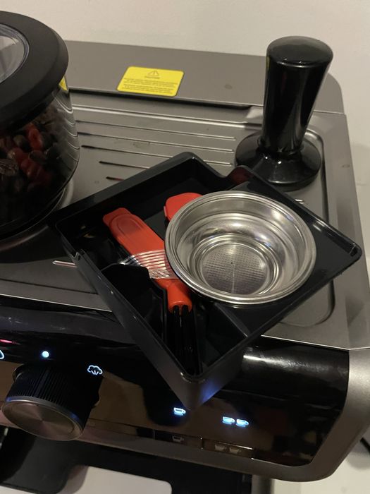 Cecotec Cumbia Power Espresso 20 Barists Cream ekspres do kawy