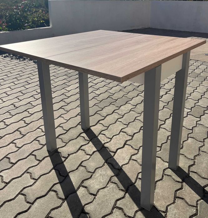 Mesa Consola Convertível / Mesa de Livro Efeito Carvalho – Como Nova