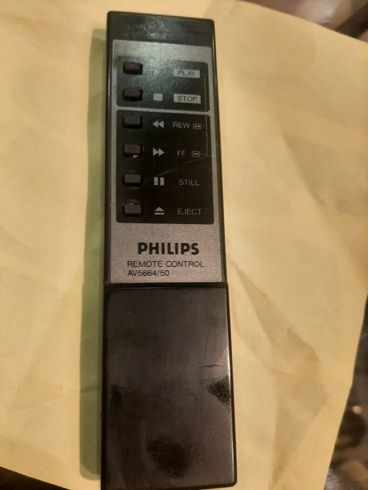 Pilot do magnetowidu Philips AV 5664/50 Stan nie znany