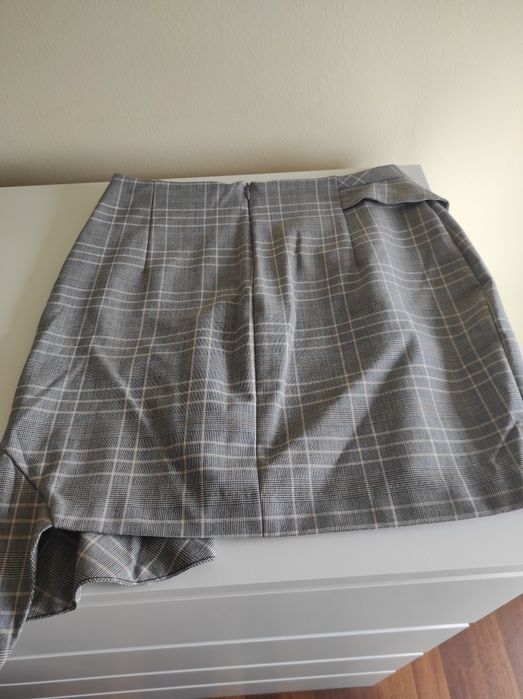 Saia h&m xadrez com folho