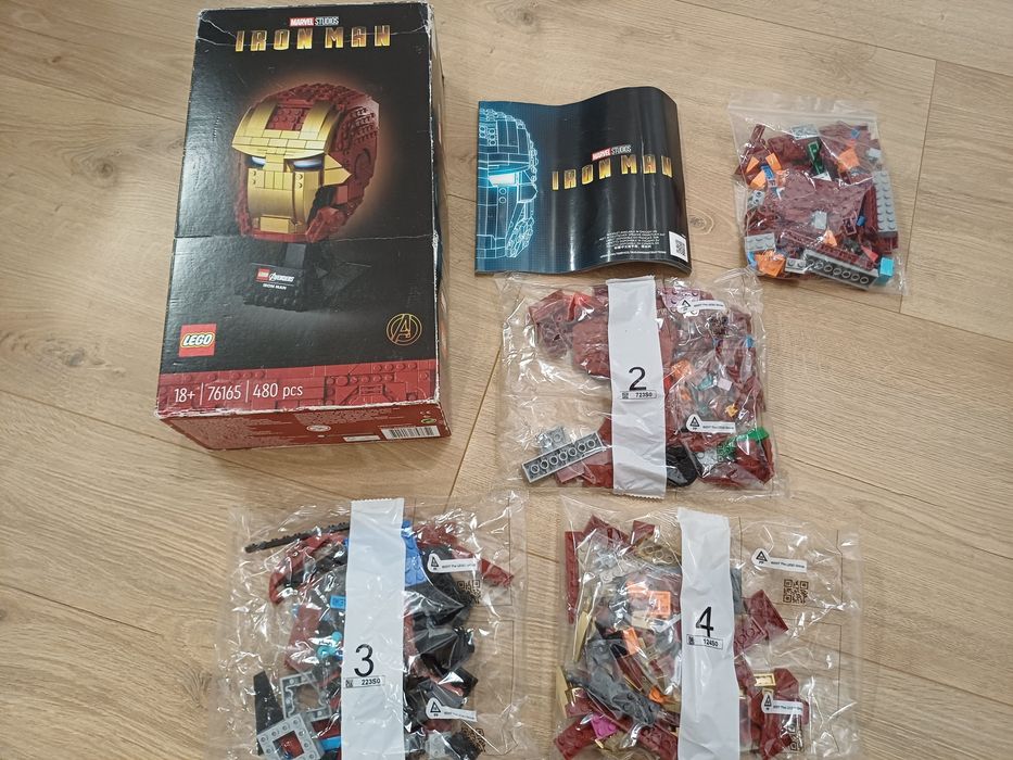 Klocki Lego Marvel 76165 Avengers Hełm Iron Mana