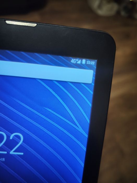 РОЗПРОДАЖ! Планшет LF705 7 дюймів, 2 SIM, GPS, 2/16 gb + бт навушники