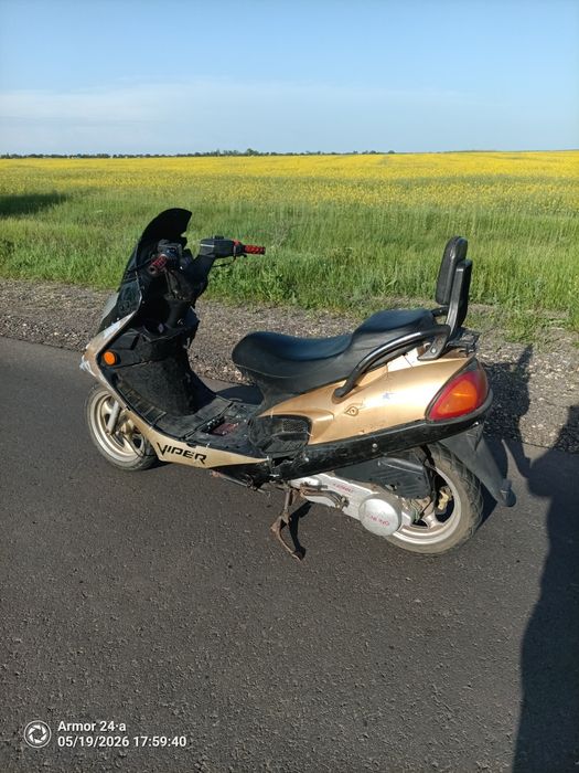 Продам скутер Viper F1-150