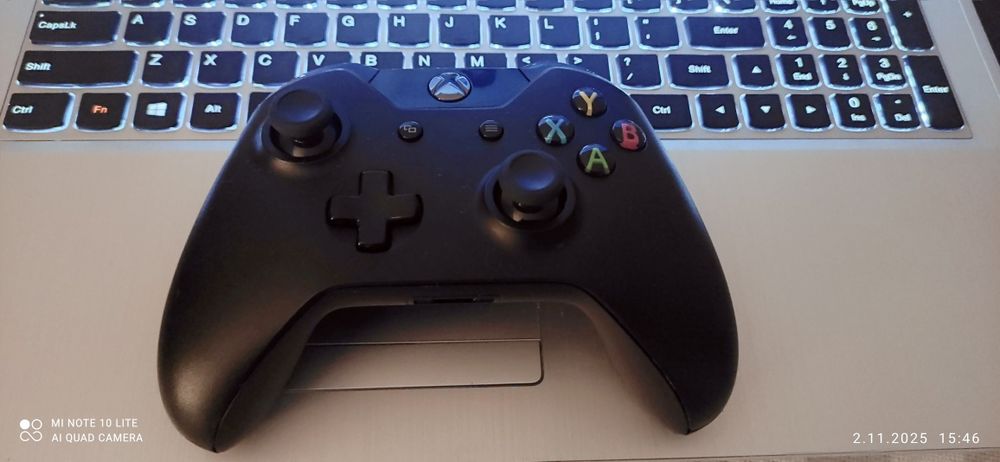 Pad Xbox one oryginalny, 100% sprawny