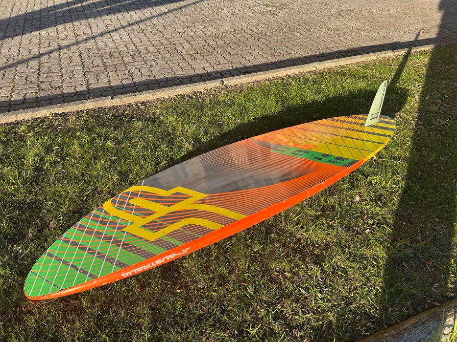 Prancha Windsurf 101 freestyle